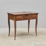 1476 4268 DRESSING TABLE